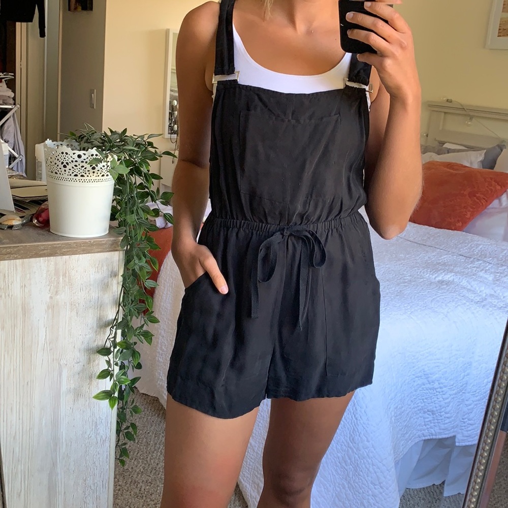 Honey Punch Black Overall Romper Size Medium